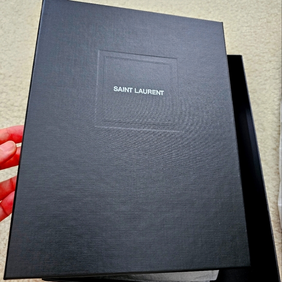 YSL Monogram Quilted Chain Bag Black/Gold - Picture 7 of 11